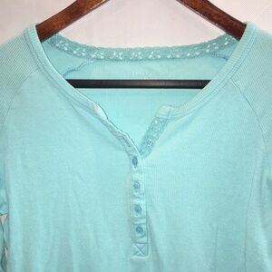 Light Blue Lon eSleeve Ribbed Henley Top | Size L